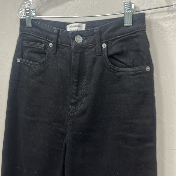 Reformation Liza ultra high rise slim straight cropped jeans size 28. Black. - Picture 4 of 9